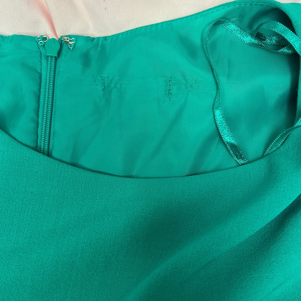 Elegant Teal Short Sleeve Dress - Picture 8 of 8